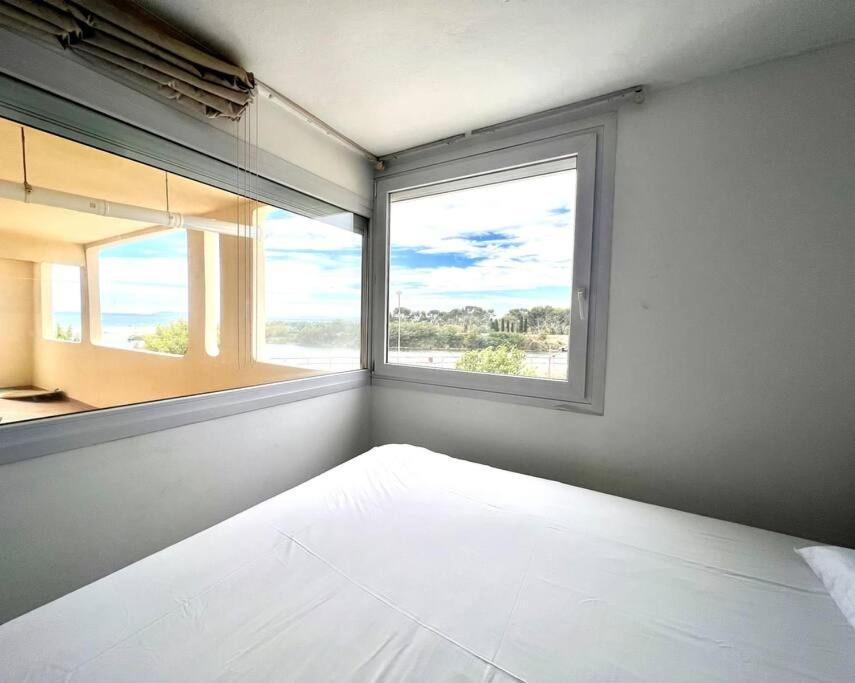 3Apartamento De Tres Habitaciones エンプリアブラバ エクステリア 写真